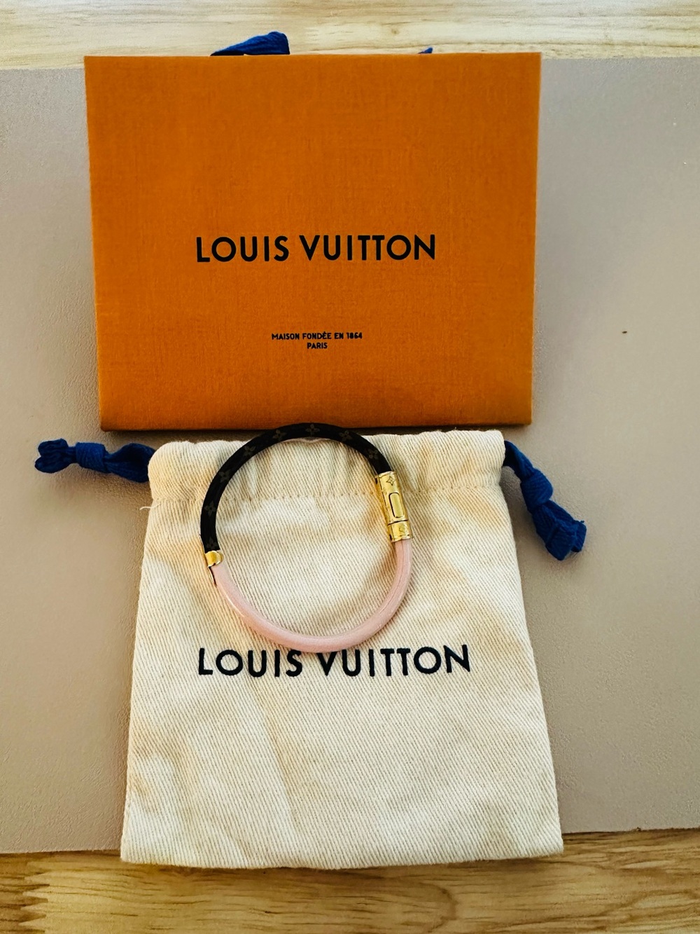 Louis Vuitton Women's Daily Confidential Pink and Brown Bangle Bracelet - Picture 2 of 5
